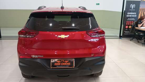CHEVROLET-TRACKER-2023