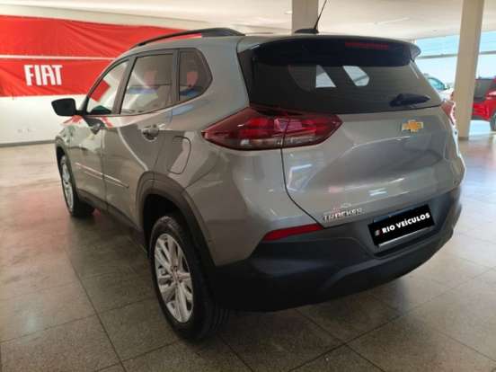 CHEVROLET-TRACKER-2024