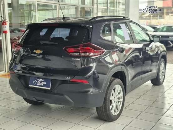 CHEVROLET-TRACKER-2023