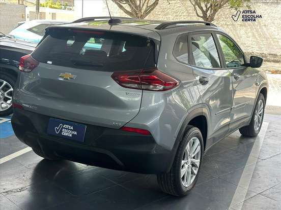 CHEVROLET-TRACKER-2024