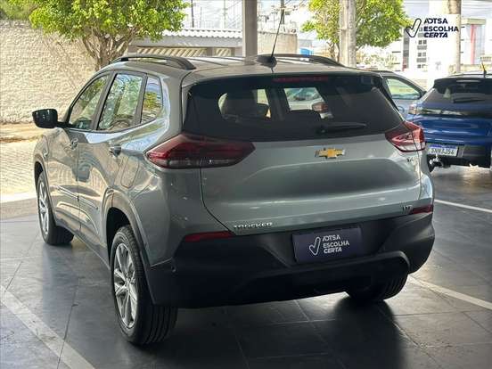 CHEVROLET-TRACKER-2024