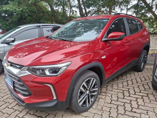 CHEVROLET-TRACKER-2023