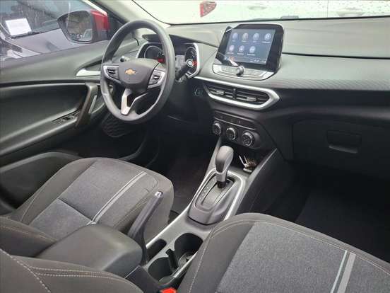 CHEVROLET-TRACKER-2023