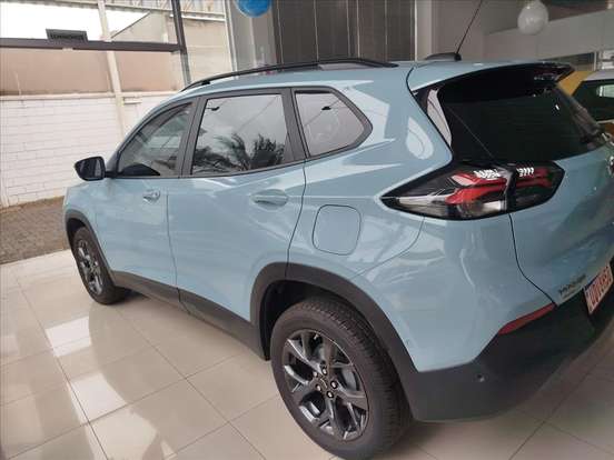CHEVROLET-TRACKER-2025