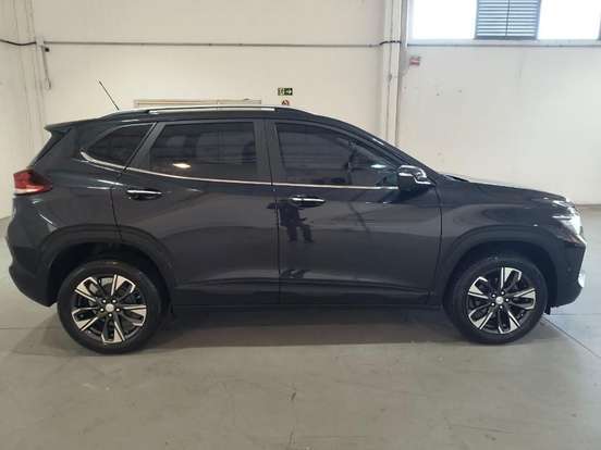 CHEVROLET-TRACKER-2023