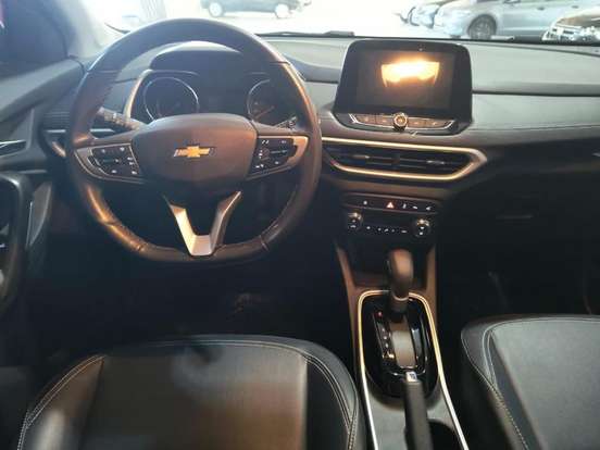 CHEVROLET-TRACKER-2023
