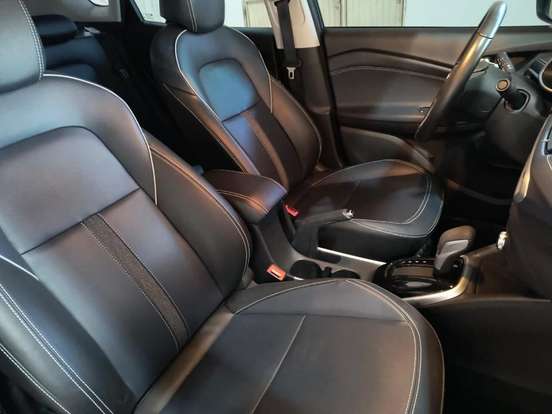 CHEVROLET-TRACKER-2023