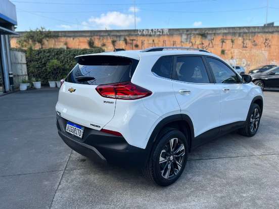 CHEVROLET-TRACKER-2024