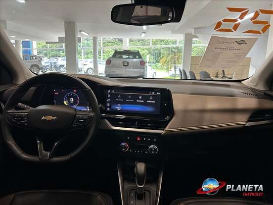 CHEVROLET-TRACKER-2025