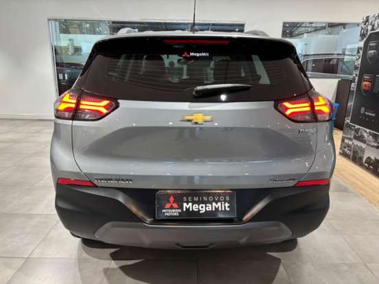 CHEVROLET-TRACKER-2025