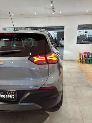 CHEVROLET-TRACKER-2025