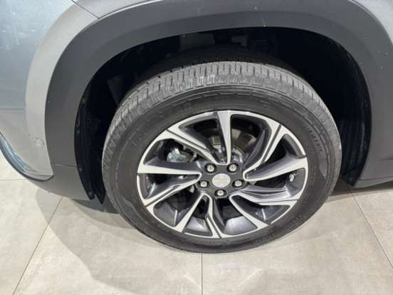 CHEVROLET-TRACKER-2025