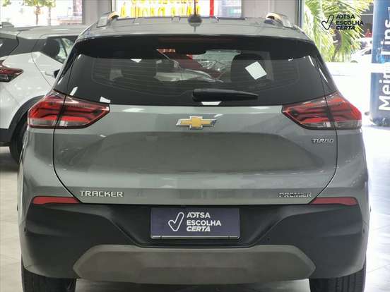 CHEVROLET-TRACKER-2023