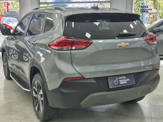CHEVROLET-TRACKER-2023