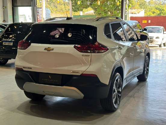 CHEVROLET-TRACKER-2021