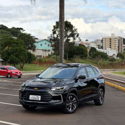 CHEVROLET-TRACKER-2023