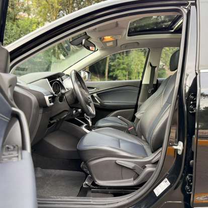 CHEVROLET-TRACKER-2023