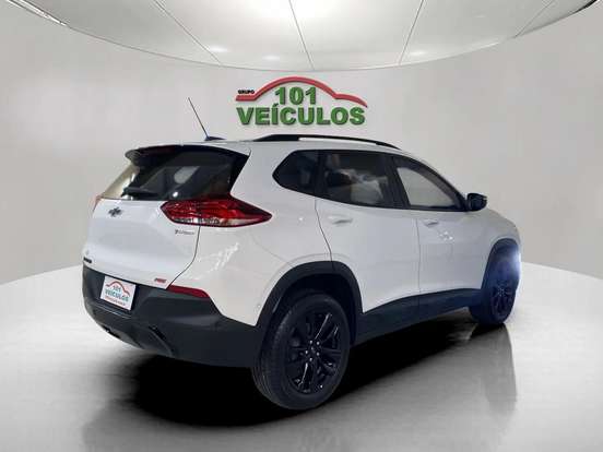 CHEVROLET-TRACKER-2023