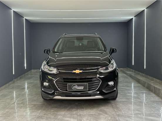 CHEVROLET-TRACKER-2017