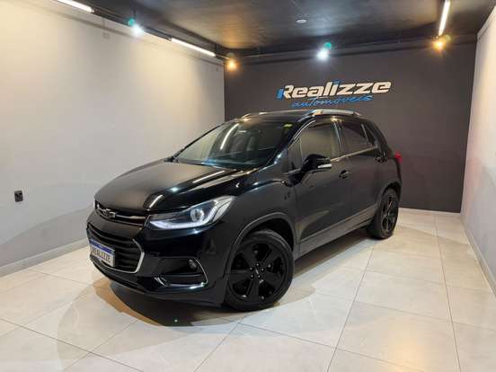 CHEVROLET-TRACKER-2018