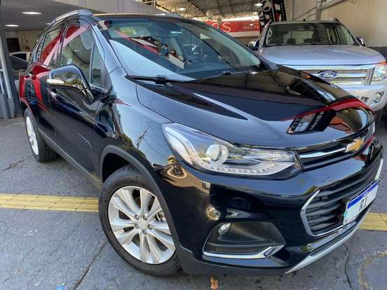 CHEVROLET-TRACKER-2017