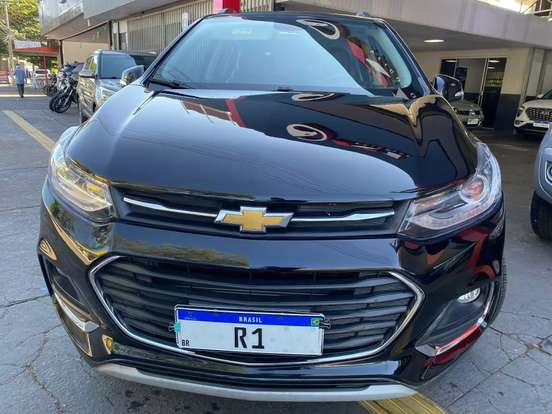 CHEVROLET-TRACKER-2017