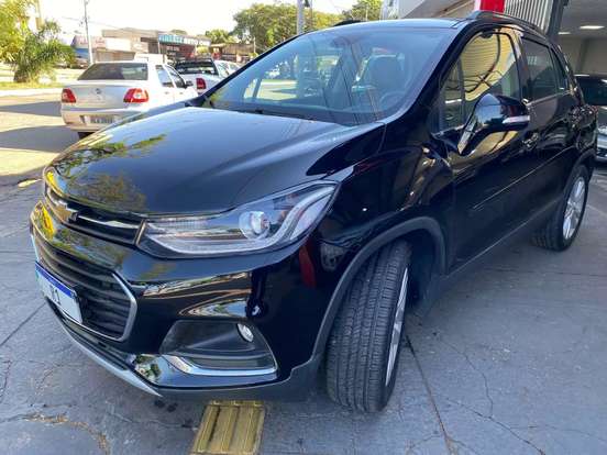 CHEVROLET-TRACKER-2017
