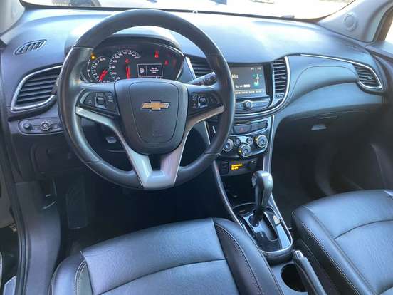 CHEVROLET-TRACKER-2017