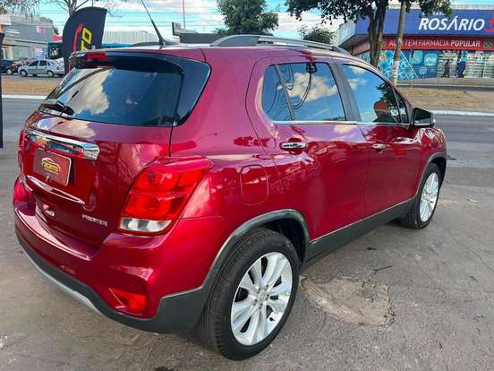 CHEVROLET-TRACKER-2019