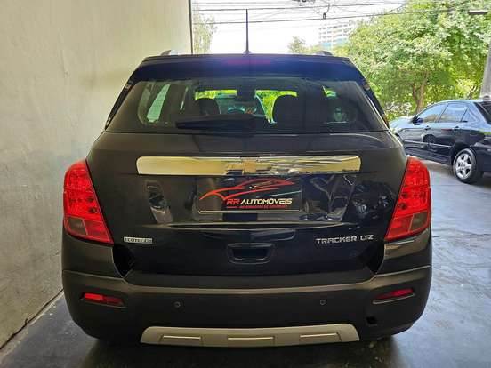 CHEVROLET-TRACKER-2013