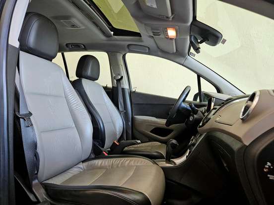 CHEVROLET-TRACKER-2013