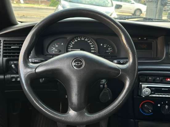 CHEVROLET-VECTRA-1998
