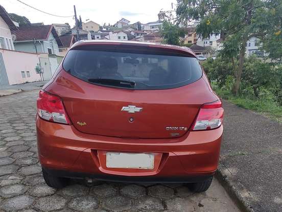 CHEVROLET-ONIX-1.0 MPFI LT 8V FLEX 4P MANUAL CHEVROLET-ONIX-2013