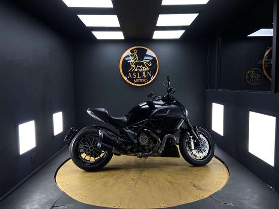 DUCATI-DIAVEL ABS DUCATI-DIAVEL ABS-2015