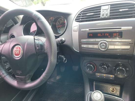 FIAT-BRAVO-2012