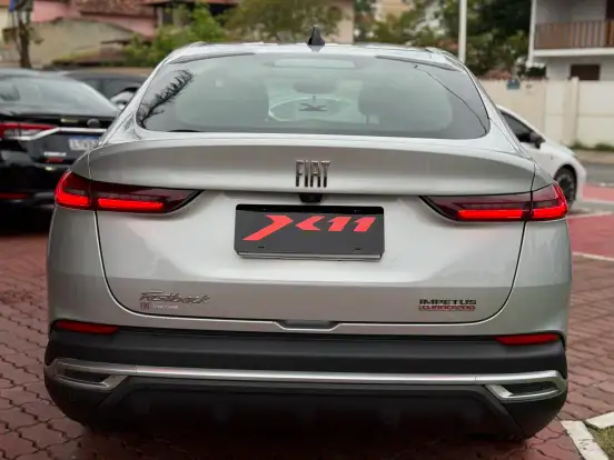 FIAT-FASTBACK-1.0 TURBO 200 FLEX IMPETUS CVT FIAT-FASTBACK-2023