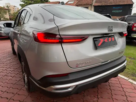 FIAT-FASTBACK-2023