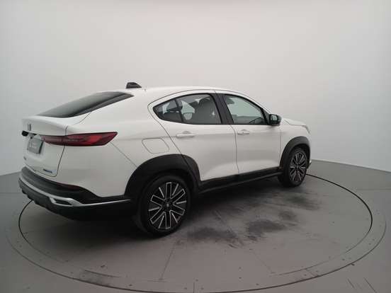 FIAT-FASTBACK-2025
