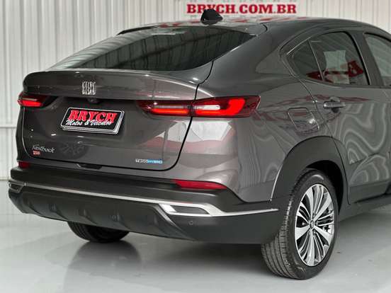 FIAT-FASTBACK-2025
