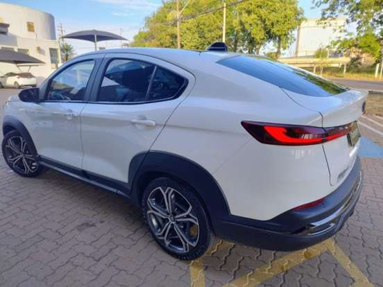 FIAT-FASTBACK-1.0 TURBO 200 HYBRID IMPETUS CVT FIAT-FASTBACK-2025