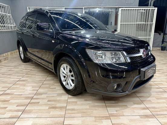 FIAT-FREEMONT-2.4 PRECISION 16V GASOLINA 4P AUTOMÁTICO FIAT-FREEMONT-2013