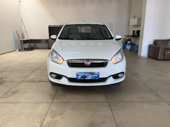 FIAT GRAND SIENA 1.6 MPI ESSENCE 16V FLEX 4P MANUAL