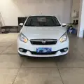 FIAT GRAND SIENA 1.6 MPI ESSENCE 16V FLEX 4P MANUAL FIAT GRAND SIENA 1.6 MPI ESSENCE 16V FLEX 4P MANUAL