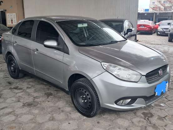 FIAT-GRAND SIENA-2015