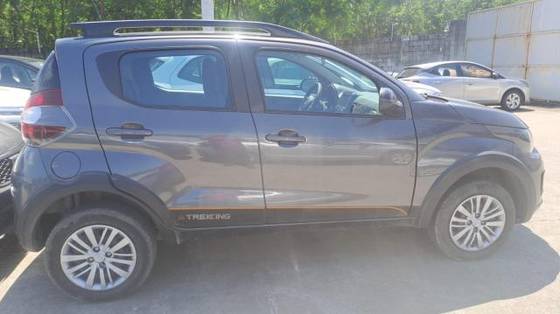 FIAT MOBI 1.0 EVO FLEX TREKKING MANUAL