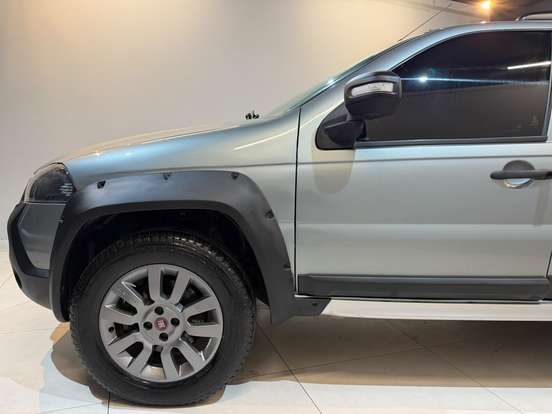 FIAT-PALIO-1.8 MPI ADVENTURE WEEKEND 16V FLEX 4P AUTOMATIZADO FIAT-PALIO-2014