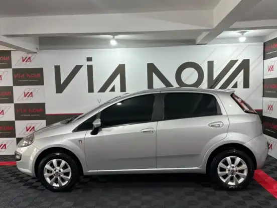 FIAT-PUNTO-1.4 ATTRACTIVE ITALIA 8V FLEX 4P MANUAL FIAT-PUNTO-2013