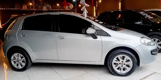 FIAT-PUNTO-2012