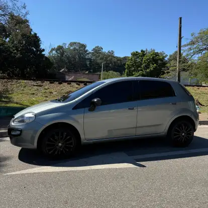 FIAT-PUNTO-2013