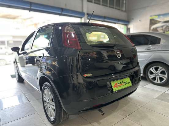 FIAT-PUNTO-1.4 ATTRACTIVE 8V FLEX 4P MANUAL FIAT-PUNTO-2011
